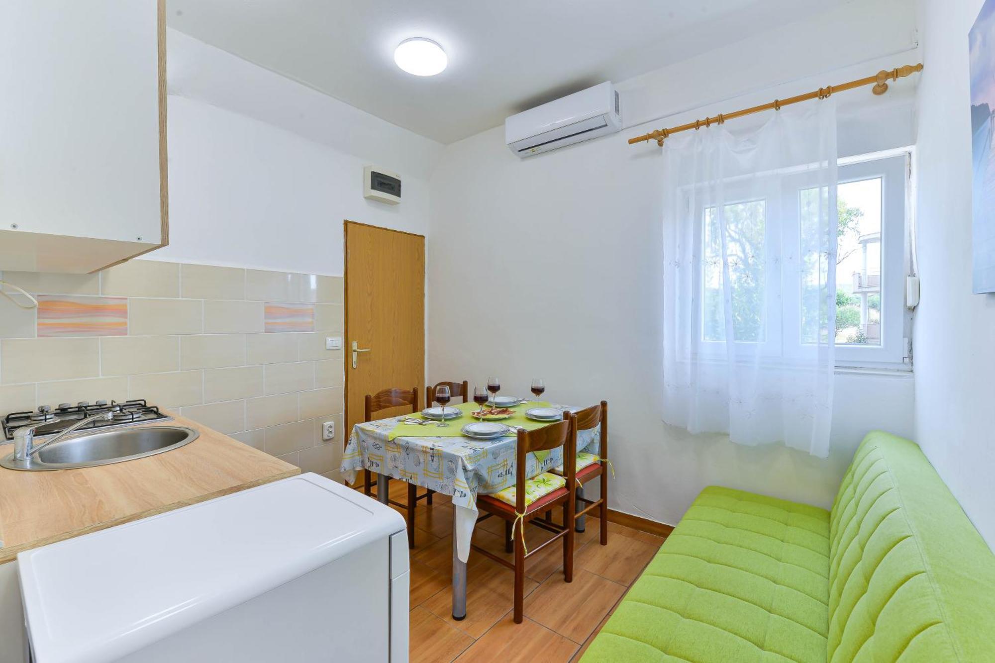Apartments Citrus Turanj Buitenkant foto